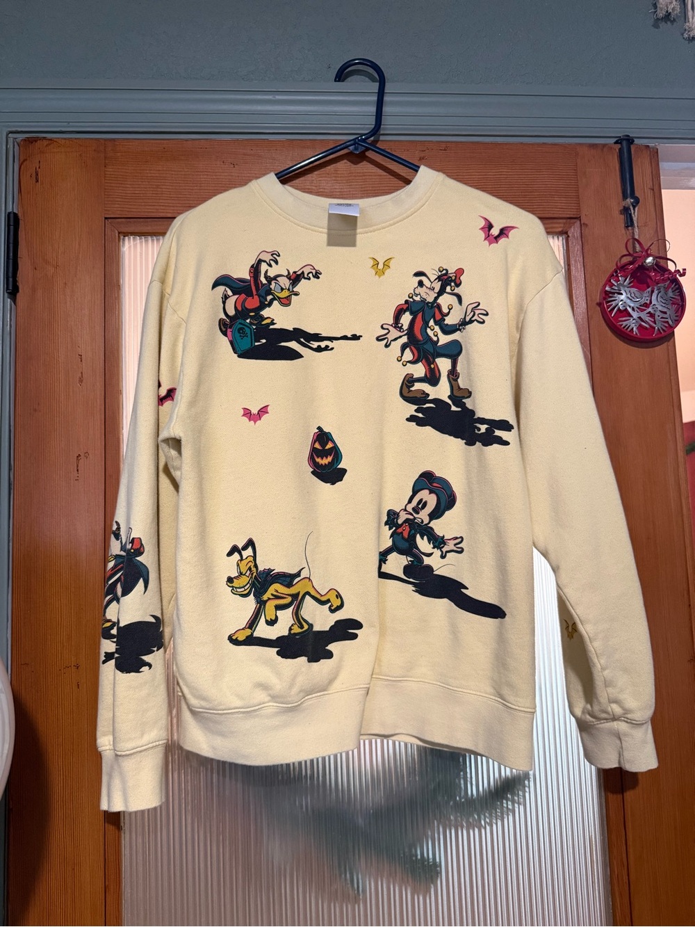 Disney Mickey Mouse and friends Halloween sweatshirt